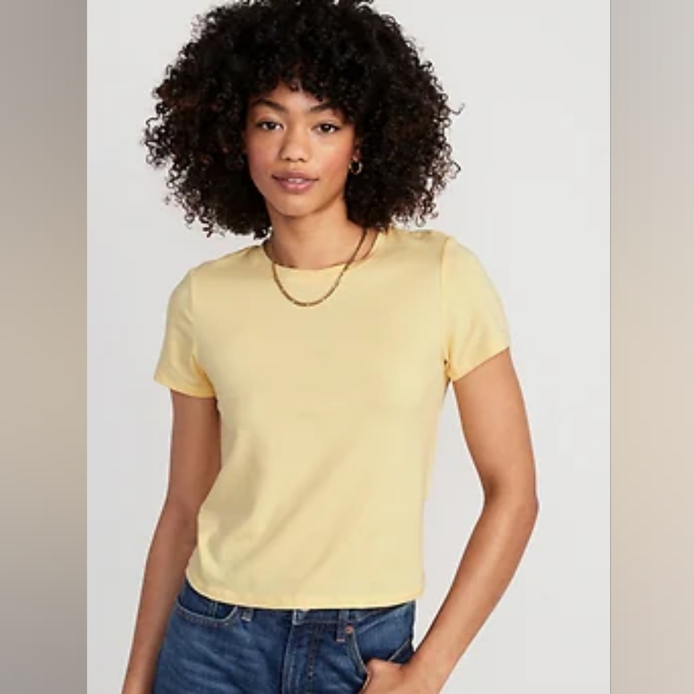 Old Navy Cropped Bestee Crew Neck T-Shirt Effervescent Butter Yellow Large NWT